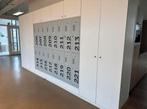 Wandkast met kluisjes/lockers - 240x491 cm, Huis en Inrichting, Kasten | Lockerkasten, Ophalen, Zo goed als nieuw