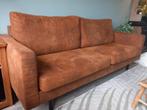 Mooie cognackleurige driezitsbank, Huis en Inrichting, Banken | Bankstellen, Ophalen, Driepersoons, 75 tot 100 cm, Zo goed als nieuw