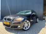 BMW 3-serie Touring 316i '09 Navi/Clima/18'Lmv/Nap/Apk3-26, Auto's, Gebruikt, 4 cilinders, Handgeschakeld, 1100 kg
