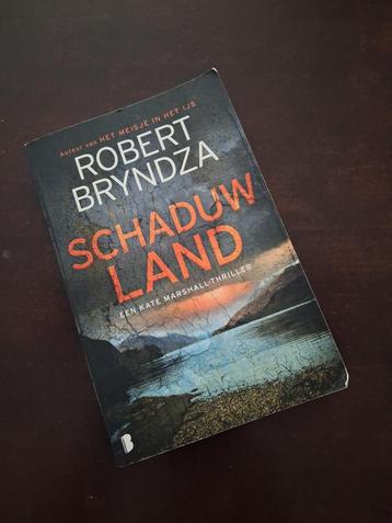 Robert Bryndza - schaduwland beschikbaar voor biedingen