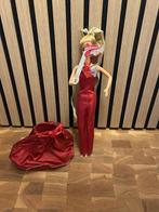 Barbie diamant jewel secrets rode jurk, Verzamelen, Poppen, Ophalen of Verzenden, Gebruikt, Pop