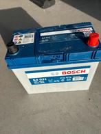 Nieuwe Bosch S4 021 Auto Accu - 12V 45Ah, Auto-onderdelen, Ophalen of Verzenden, Nieuw, Universele onderdelen