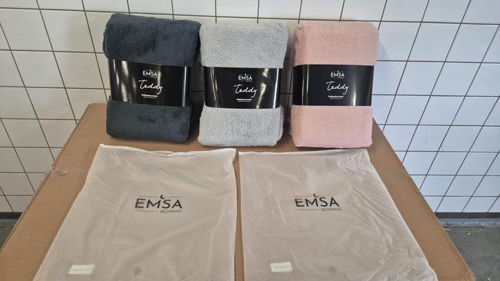 Diversen partijen beddengoed zie omschrijving nieuw, Huis en Inrichting, Slaapkamer | Beddengoed, Zo goed als nieuw, Dekbedovertrek