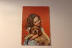 Honden Postkaart - Meisje knuffelt Cocker Spaniel Pup, oud, 1940 tot 1960, Ongelopen, Verzenden, Hond of Kat