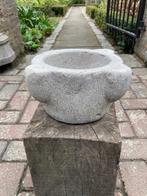 Oude natuurstenen vijzel, mortier, morser, Ophalen of Verzenden