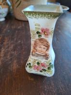 victoriaans vaasje met meisjes gezicht, Ophalen of Verzenden