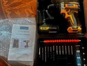 MannesbergerNIEUW Accu Boor- en Schroefmachine NIETGEBRUIKT9 beschikbaar voor biedingen