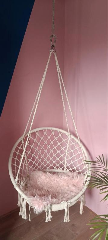 Leuke Hangstoel - Perfect voor Ontspanning! beschikbaar voor biedingen