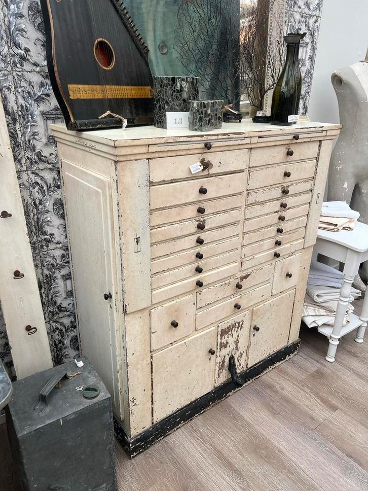 Zeldzaam Antieke tandartskast jaren ’20/30 uniek en zeldzaam, Antiek en Kunst, Curiosa en Brocante, Ophalen