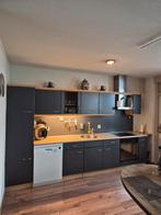 Complete nette keuken met vaatwasser, kookplaat en oven, Huis en Inrichting, Keuken | Complete keukens, Ophalen, Gebruikt, Hoekkeuken