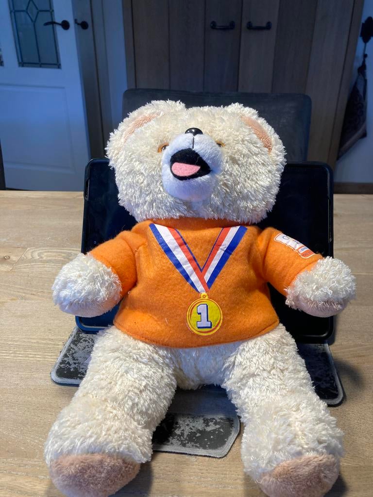 Olympische Beer - Oranje Team Nederland, Ophalen of Verzenden, Zo goed als nieuw, Beer