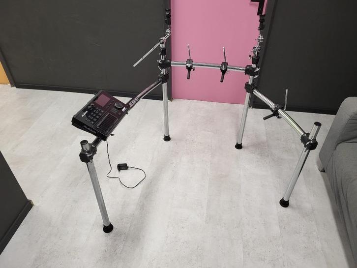 Alesis Strike Drum Module + Rack + Kabels, Muziek en Instrumenten, Drumstellen en Slagwerk, Gebruikt, Overige merken, Elektronisch