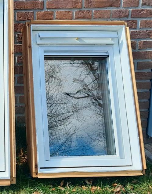 Velux dakraam GGL102, Doe-het-zelf en Verbouw, Glas en Ramen, Zo goed als nieuw, Dakraam, 80 tot 120 cm, Minder dan 80 cm, Ophalen