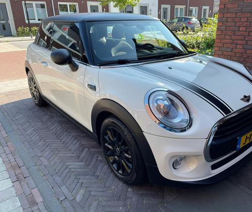 Mini 3-deurs (F56) 2016 136 pk met veel extra's, Auto's, Mini, Particulier, One, ABS, Airbags, Airconditioning, Bluetooth, Centrale vergrendeling
