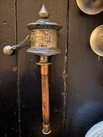 Oude Tibetaanse gebedsmolen – Om mani padme hum, Antiek en Kunst, Kunst | Niet-Westerse kunst, Ophalen of Verzenden