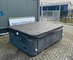 Grote balboa jacuzzi / spa zeer nette staat, Jacuzziboer, Zo goed als nieuw, Info@jacuzziboer.nl, Traan 5 9351 vm leek