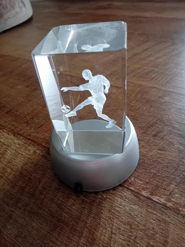 Verlichting glas met voetballer, Ophalen of Verzenden, Dier