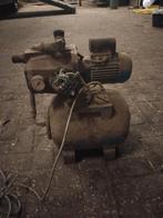 Oude waterpomp - Schuurvondst, Tuin en Terras, Ophalen of Verzenden, Gebruikt, Elektrisch, Hydrofoorpomp