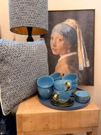 Set - Lamp met handgemaakte kap, meisje met parel en kussen, Ophalen, Nieuw, Overige stijlen, Kop(pen) en/of Schotel(s)