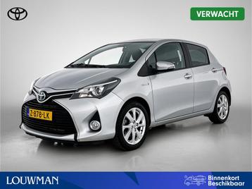 Toyota Yaris 1.5 Hybrid Dynamic Limited | LM velgen | Climat beschikbaar voor biedingen