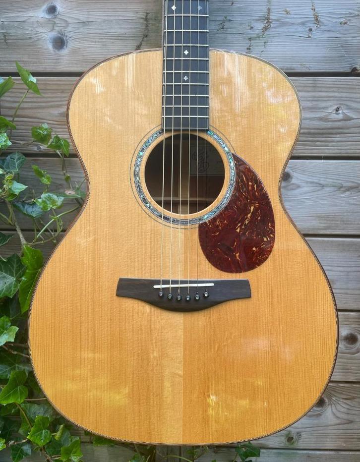 Patrick James Eggle Linville, Muziek en Instrumenten, Snaarinstrumenten | Gitaren | Akoestisch, Nieuw, Western- of Steelstringgitaar