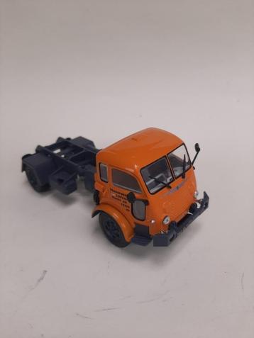 Renault Saviem Tancarville Fainéant 4x4 beschikbaar voor biedingen