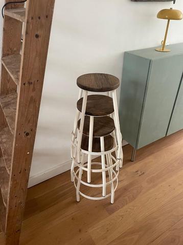 Kitchen Trend krukken beschikbaar voor biedingen