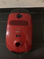 Miele Stofzuiger Kleur Rood  300-1600 watt. Weinig gebruikt, Stofzuiger, Zo goed als nieuw, 1200 tot 1600 watt, Ophalen