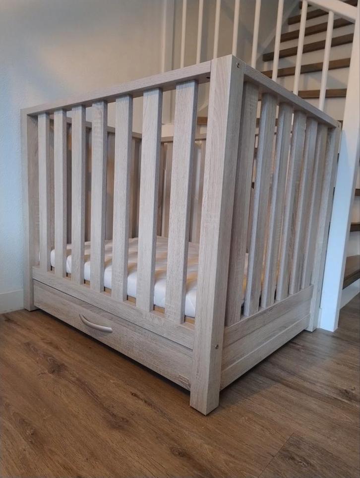 Box met lade Malta TWF incl. matras + 2 boxkleden, Kinderen en Baby's, Boxen, Gebruikt, Boxkleed, Lade, Ophalen