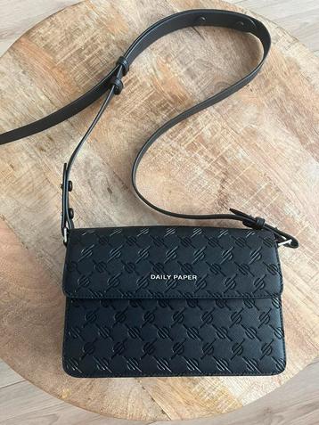 Daily Paper Black Meru Emb Monogram Bag beschikbaar voor biedingen