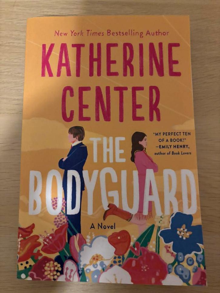 Katherine Center ‘The Bodyguard’, Boeken, Romans, Zo goed als nieuw, Amerika, Ophalen of Verzenden