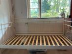 GRATIS Bedframe incl lattenbodem IKEA, Ophalen, Wit, Tweepersoons, 140 cm