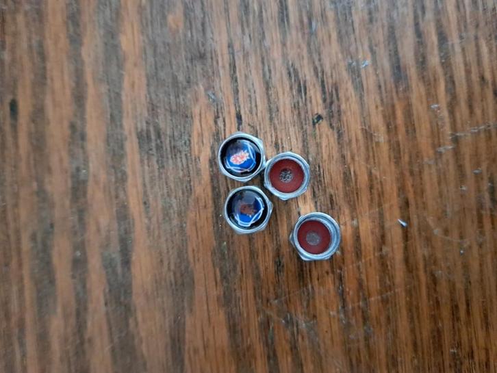 ventieldopjes met saab of scania  logo, Auto-onderdelen, Klein materiaal, Saab, Nieuw, Ophalen of Verzenden