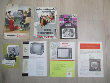 6 Philips folders + catalogus televisies (jaren '50 en '60)  beschikbaar voor biedingen