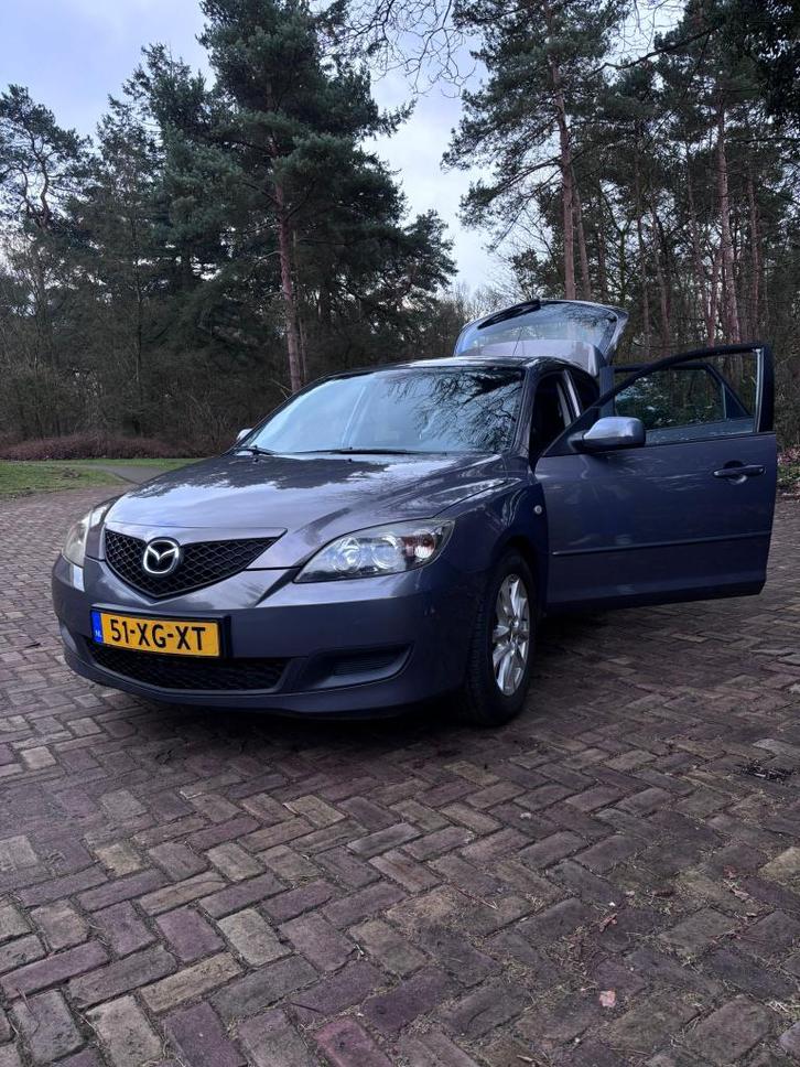 Mazda 3 1.6 Hatchback 2007 Grijs, Auto's, Mazda, Particulier, Benzine, C, Hatchback, Handgeschakeld, Origineel Nederlands, Zilver of Grijs