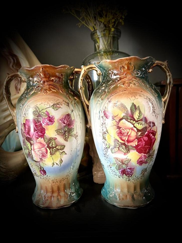 Brocante Vintage Vaas antiek Vazen 2 Curiosa bloemen goud, Antiek en Kunst, Antiek | Vazen, Verzenden