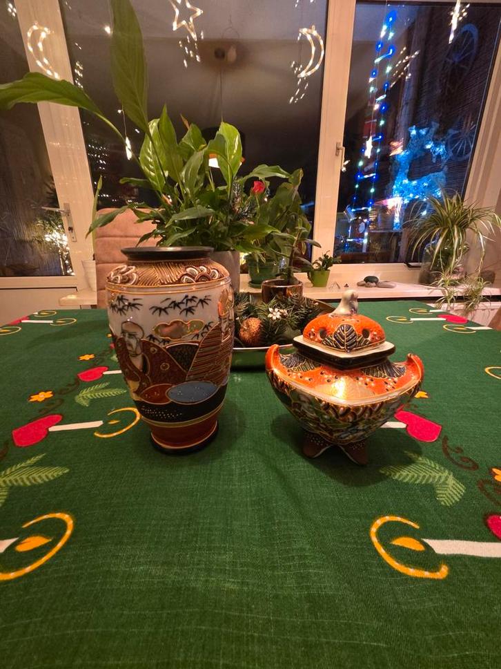 Oosterse vaas en potje, Huis en Inrichting, Woonaccessoires | Vazen, Zo goed als nieuw, Aardewerk of Porselein, Ophalen of Verzenden