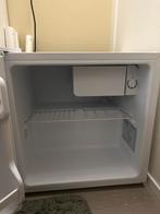 Compacte Mini Koelkast - Ideaal voor Kleine Ruimtes, Witgoed en Apparatuur, Koelkasten en IJskasten, Ophalen of Verzenden, Minder dan 75 liter