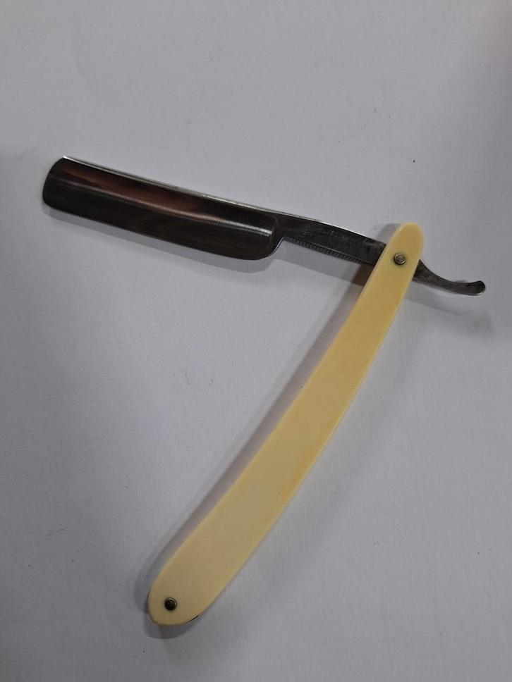 C.V. Heljestrand No. 8 Scheermes (1930-1950), Antiek en Kunst, Antiek | Overige Antiek, Ophalen of Verzenden