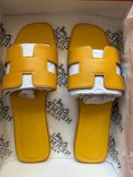 Hermes Oran Sandalen - Nieuw - Maat 37, 38, 39, Kleding | Dames, Schoenen, Ophalen of Verzenden, Nieuw, Oranje, Slippers