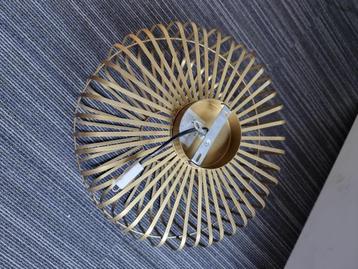 Plafond lamp beschikbaar voor biedingen
