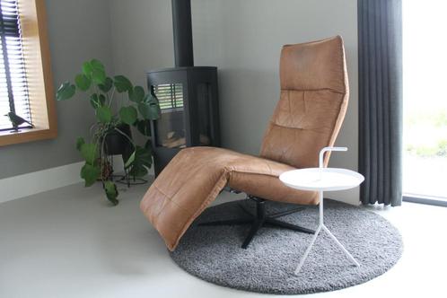 Prachtige elektrisch verstelbare leren fauteuil, Huis en Inrichting, Fauteuils, Zo goed als nieuw, Leer, 50 tot 75 cm, Minder dan 75 cm