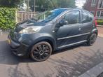 Peugeot 107 1.0 12V 5DR 2006 Grijs, Auto's, Voorwielaandrijving, 4 stoelen, 68 pk, Handgeschakeld