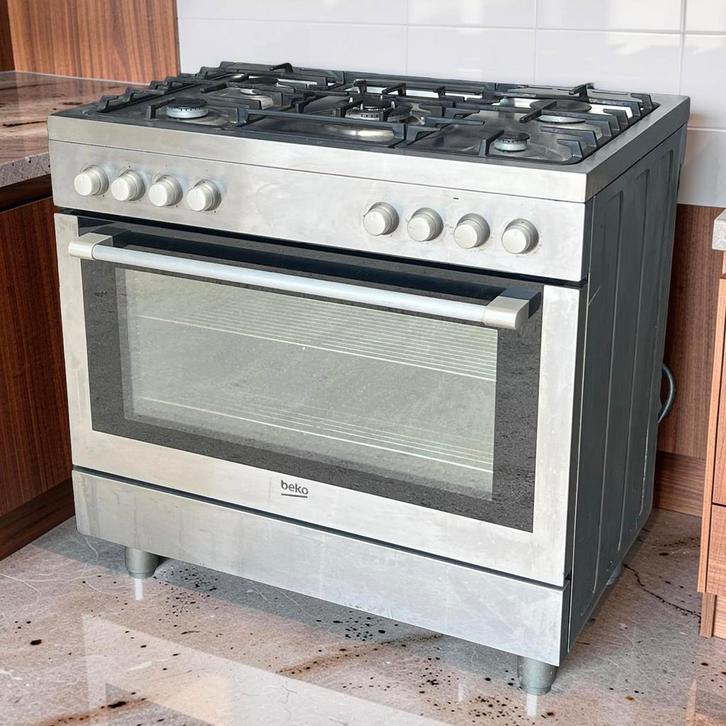 Gasfornuis BEKO RVS 90cm 5-pits Wokbrander incl Garantie, Witgoed en Apparatuur, Fornuizen, Zo goed als nieuw, Vrijstaand, Gas