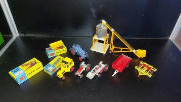 Corgi en Siku verzameling landbouw modellen beschikbaar voor biedingen