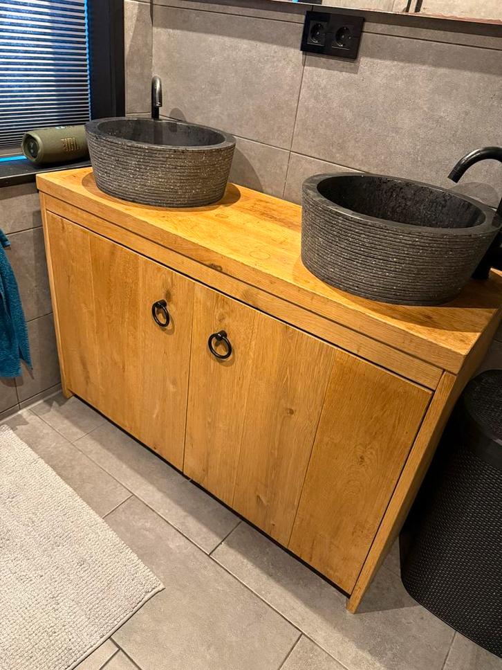 Compleet Wastafelmeubel massief, Huis en Inrichting, Badkamer | Badkamermeubels, Zo goed als nieuw, Wastafelkast, Minder dan 100 cm