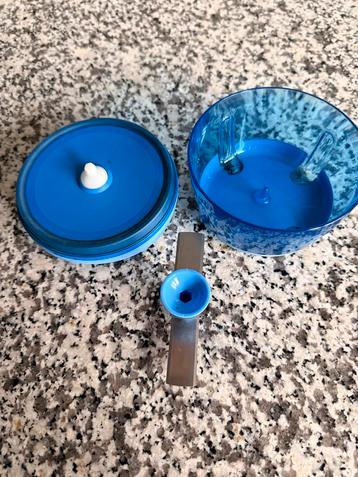 Tupperware Mini Quick Chef Uiensnijder Blauw beschikbaar voor biedingen
