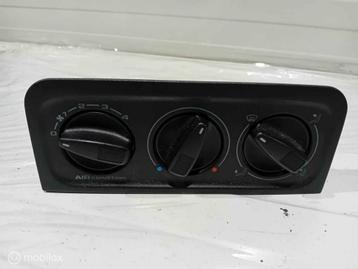 Bedieningspaneel kachel Volkswagen Golf 3 1H0820045C beschikbaar voor biedingen