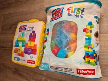 Fisher price  bouwstenen en kidskraft poppenhuis  beschikbaar voor biedingen