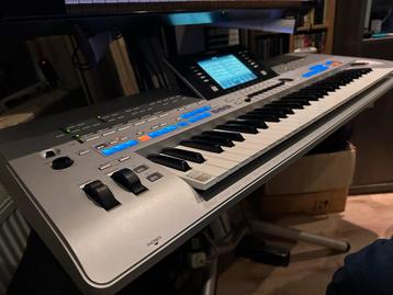 Yamaha Tyros 4 XL + Speakerset beschikbaar voor biedingen